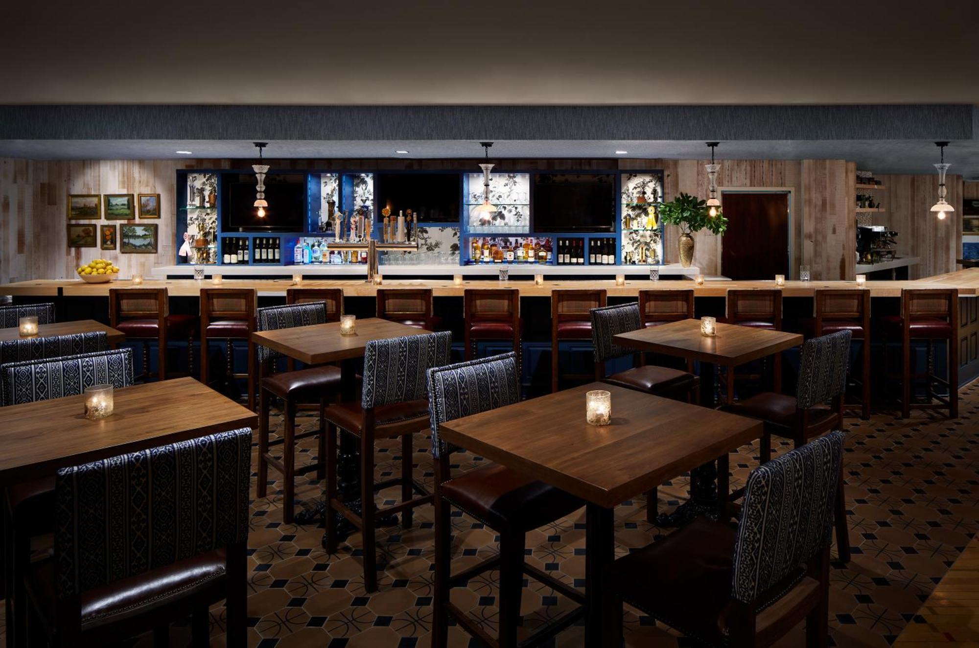 Graduate By Hilton Storrs Hotel Exterior photo